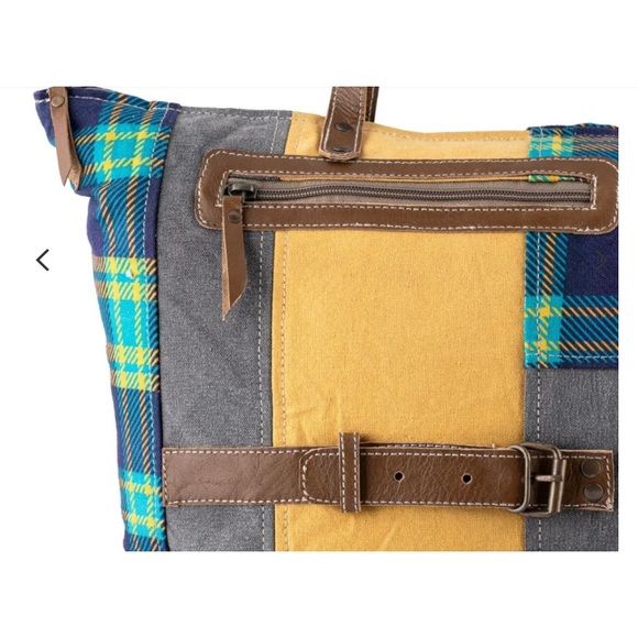 Patchwork Tote Bag | Upcyclyed Bag | Canvas & Leather - Picture 4 of 7